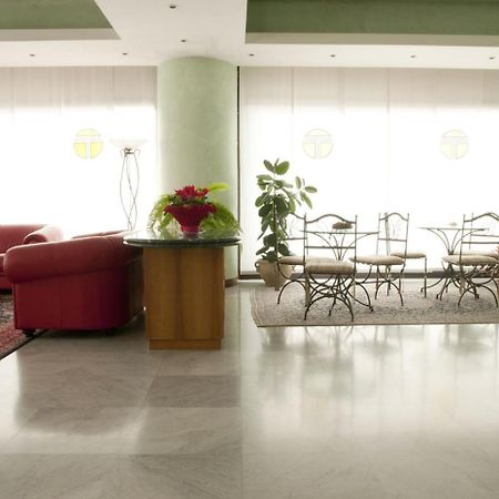 Hotel Thema Rocca San Giovanni Luaran gambar