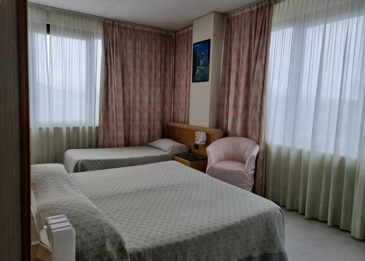 Hotel Thema Rocca San Giovanni Luaran gambar