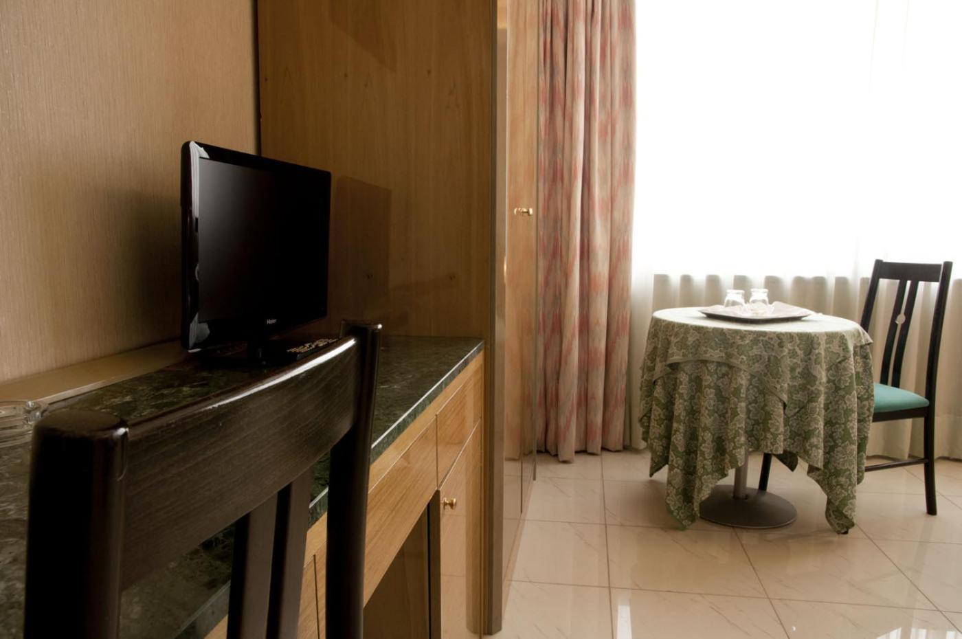 Hotel Thema Rocca San Giovanni Luaran gambar