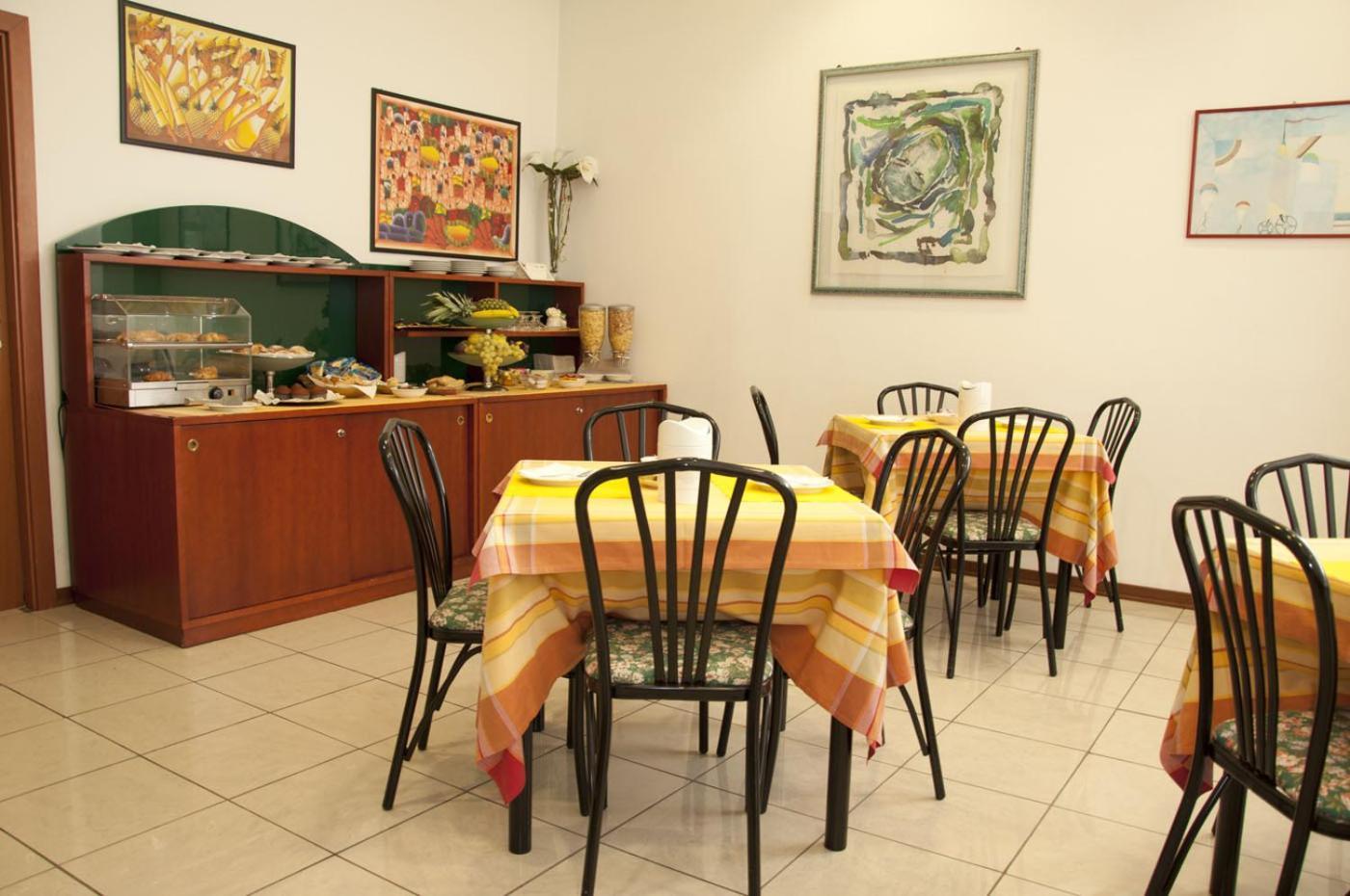 Hotel Thema Rocca San Giovanni Luaran gambar