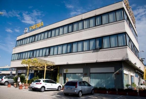 Hotel Thema Rocca San Giovanni Luaran gambar